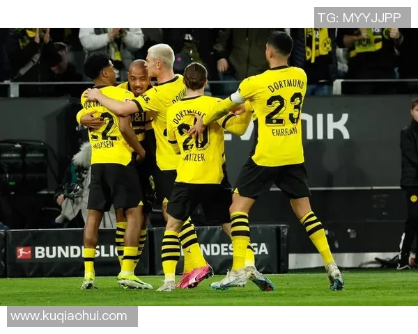 汉堡1-1战平法兰克福，积分榜胶着，战局难分胜负